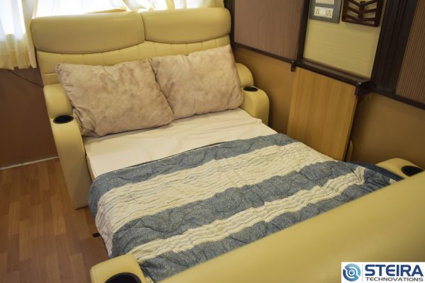Caravan - Image 18