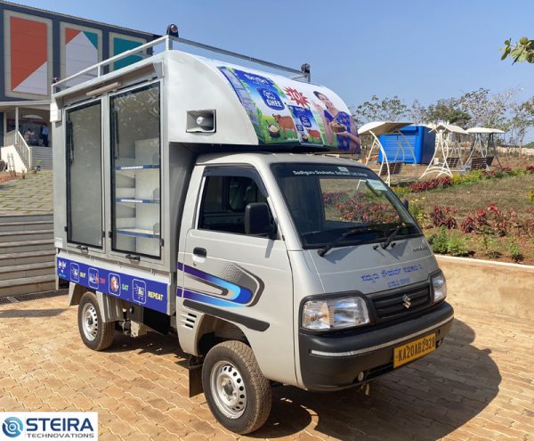 Display Van - Image 12