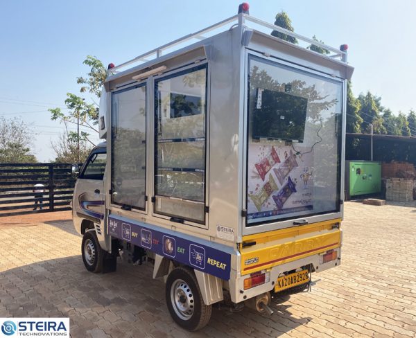 Display Van - Image 14